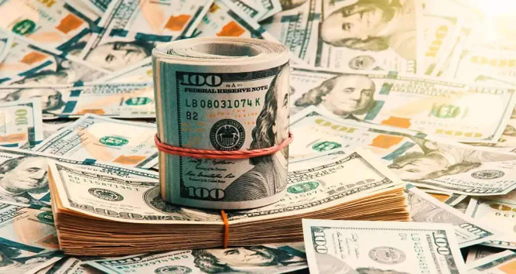 أسعار الدولار الأمريكي مقابل الجنيه المصري بداية تعاملات اليوم الجمعة 22 - 8- 2025
